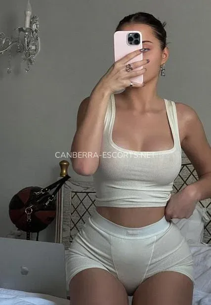 Canberra escorts Chloe — 10