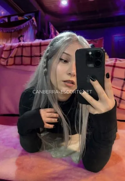 Canberra escorts Makenna — 2