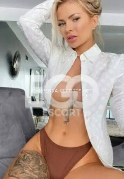 Canberra escorts Nicole — 1