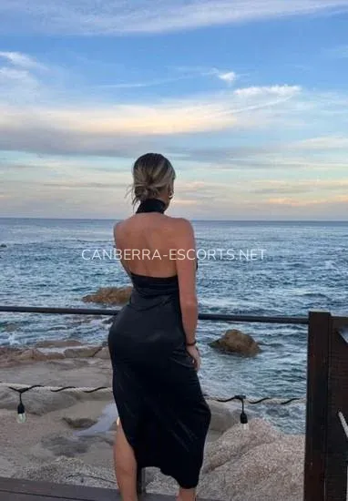Canberra escorts Leslie — 1
