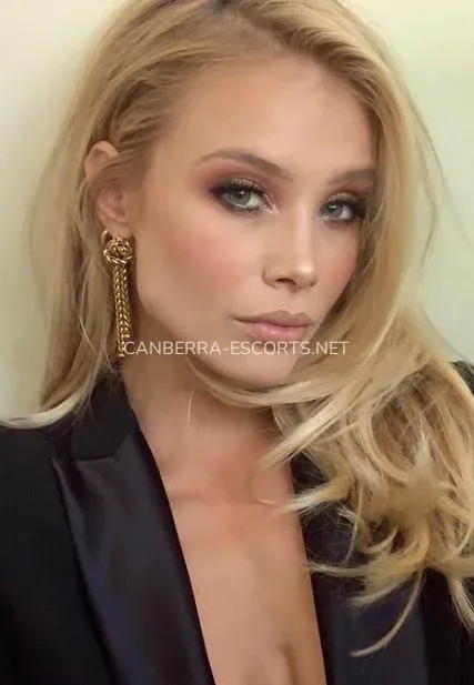 Canberra escorts Julia — 5
