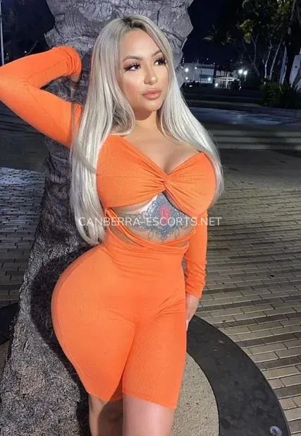 Canberra escorts Elin — 4