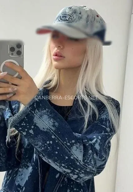 Canberra escorts Elin — 1