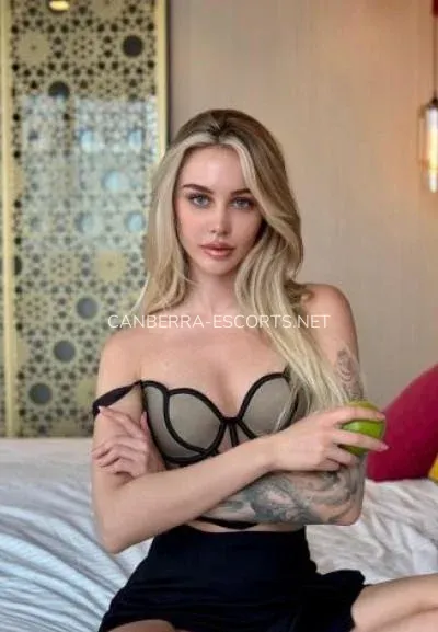 Canberra escorts Naomi — 3
