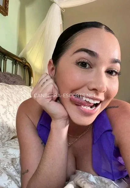 Canberra escorts Nicole — 1
