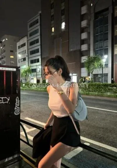Canberra escorts Clara — 4