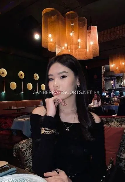 Canberra escorts nadia