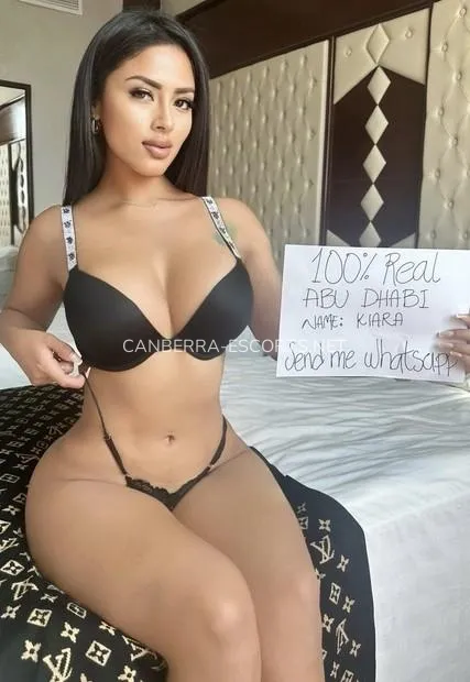 Canberra escorts Josefin