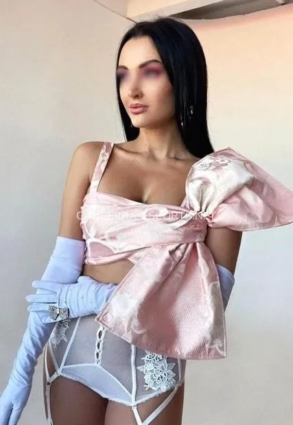 Canberra escorts Sara