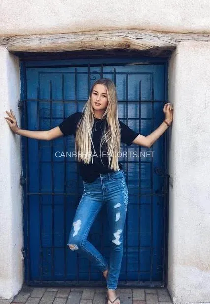 Canberra escorts Sofie — 4