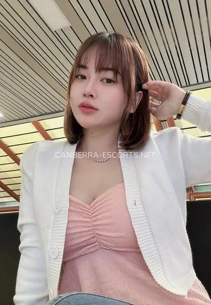 Canberra escorts Lilly — 1