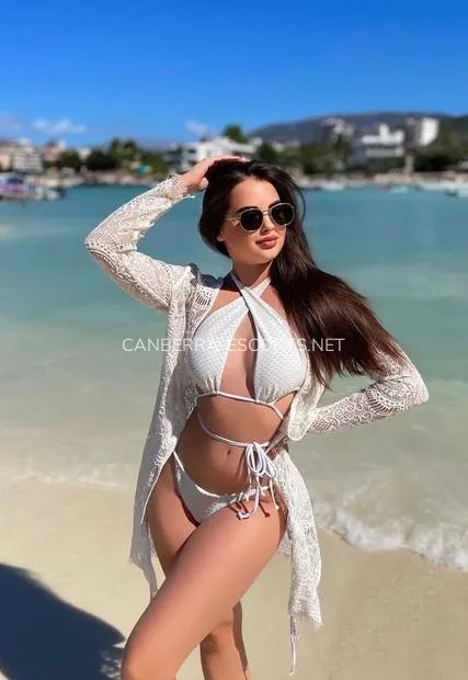 Canberra escorts linnéa