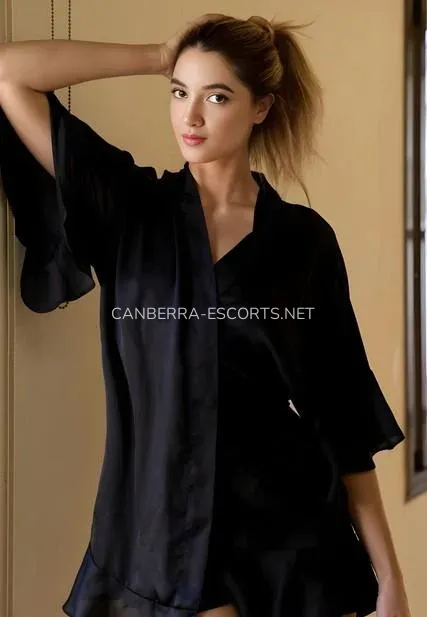 Canberra escorts Sophie — 4