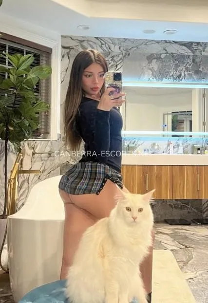 Canberra escorts ellinor