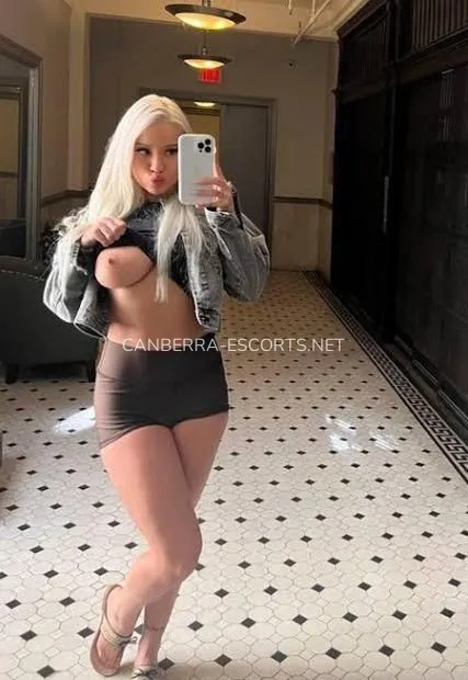 Canberra escorts Ellinor — 2