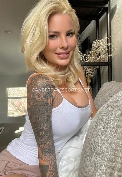 Canberra escorts Lindsey — 1