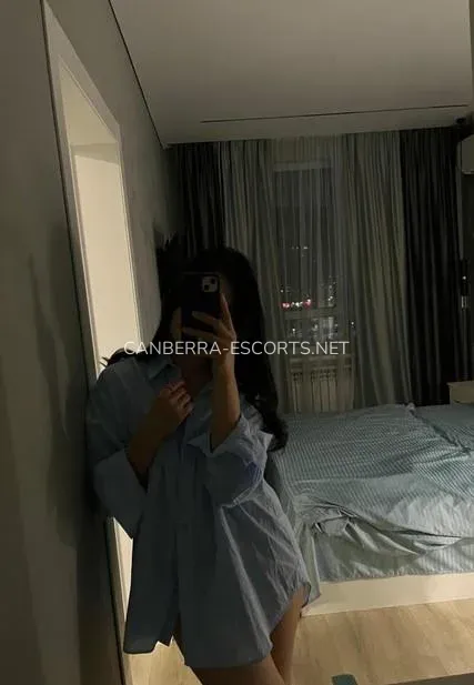 Canberra escorts Isabella — 5
