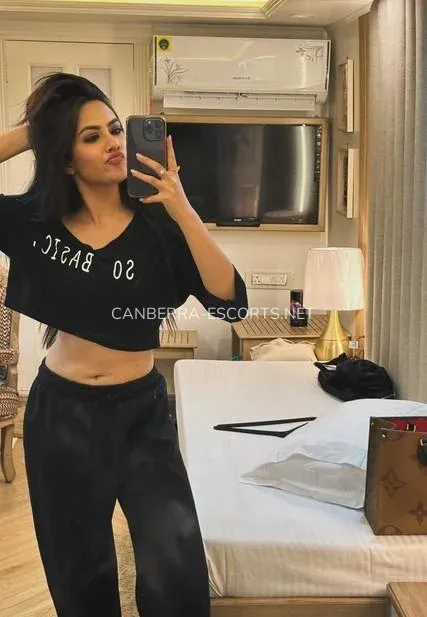 Canberra escorts Hannah — 1