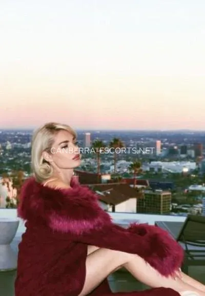Canberra escorts Nieves — 5
