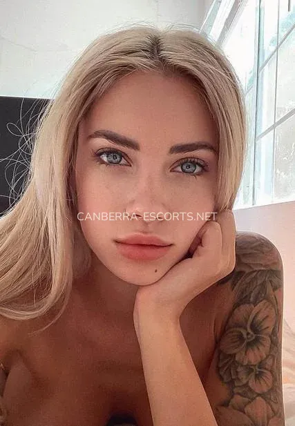 Canberra escorts Selena — 5
