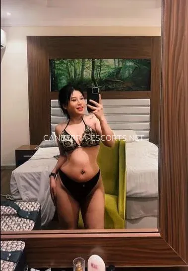 Canberra escorts Amalia — 3