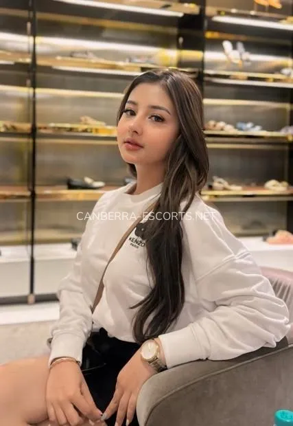 Escort djevojka Abril - Canberra