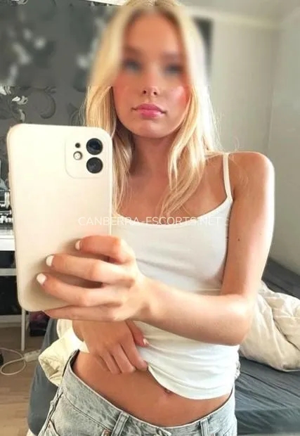 Escort djevojka Paris - Canberra