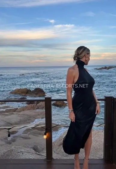 Canberra escorts Leslie — 2