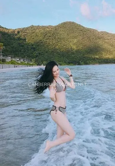 Canberra escorts Madelyn — 1