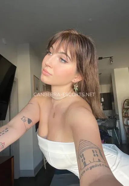 Canberra escorts Alyssa — 1